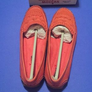 Aztec Moc Minnetonka Moccas Size 6 Never Worn!
